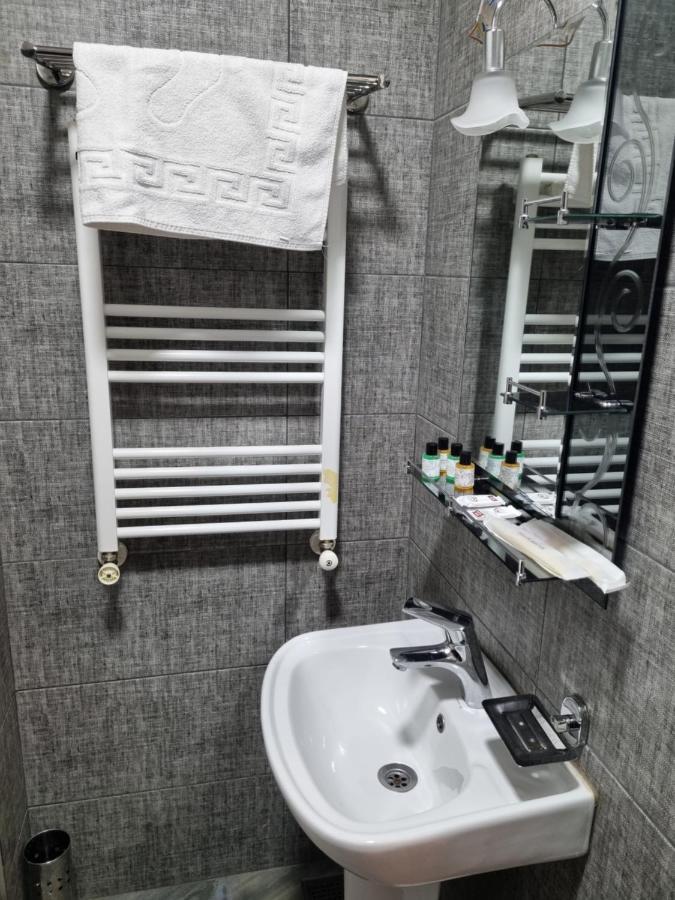 Mahali Hotel บาทูมิ ภายนอก รูปภาพ