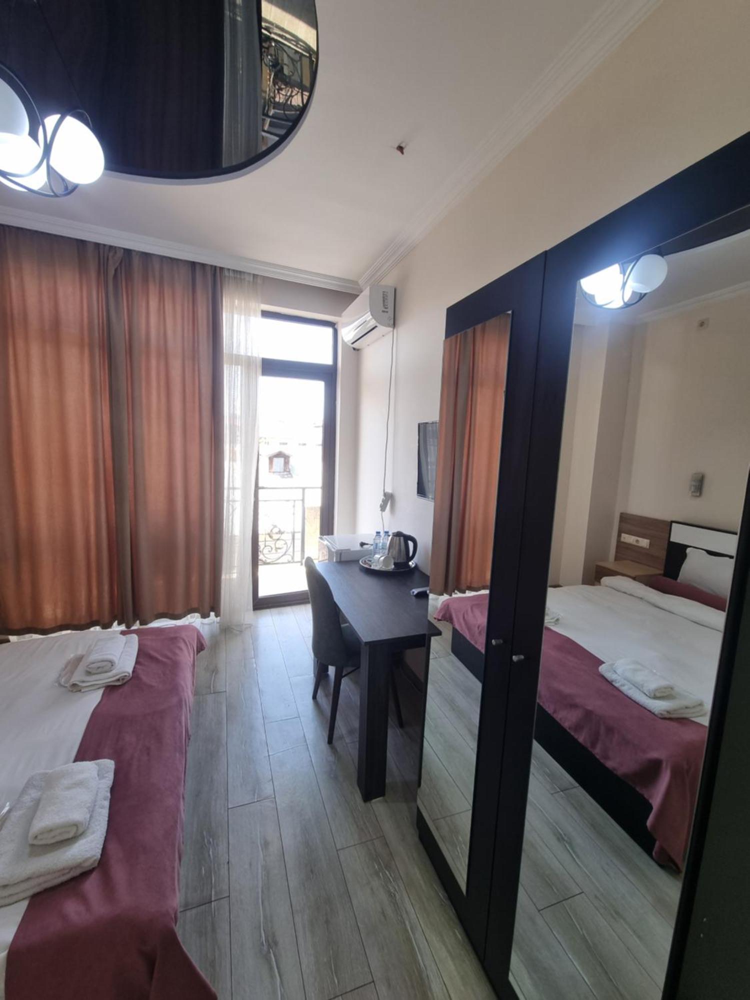 Mahali Hotel บาทูมิ ภายนอก รูปภาพ