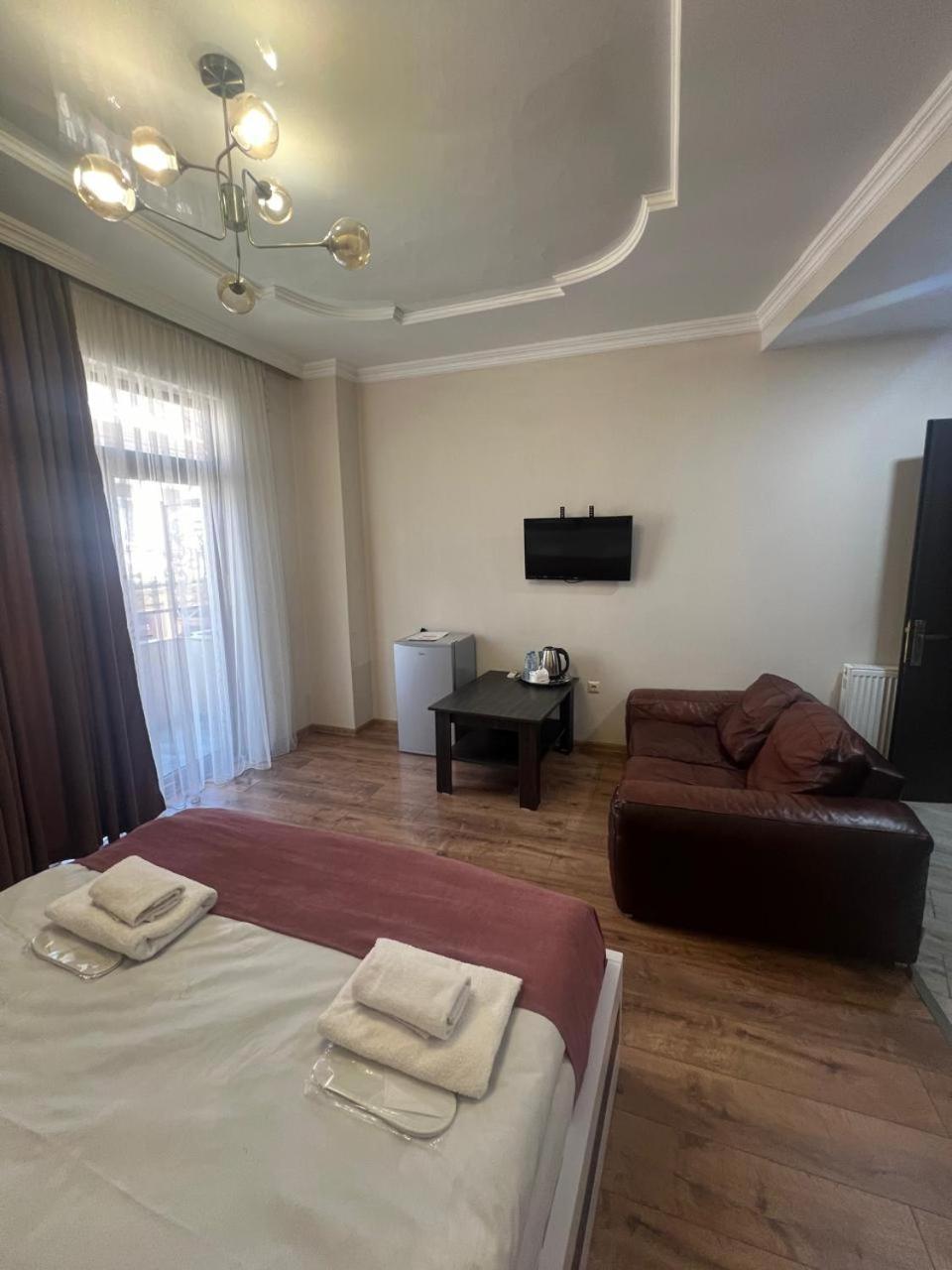 Mahali Hotel บาทูมิ ภายนอก รูปภาพ